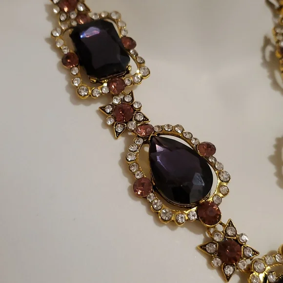 Purple amber and clear rhinestones goldtone statement necklace NIB wedding prom - Picture 10 of 10